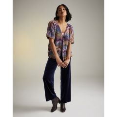 10725: Moonlit Bloom Cardigan | Sirdar Jewelspun Aran
