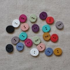Matt Grooved Oval Button: 20mm