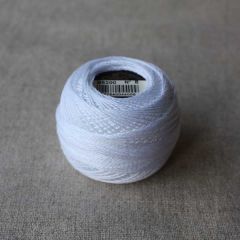 DMC Perle Size 8: B5200