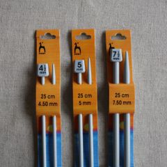 Classic Knitting Pins: Single Ended
